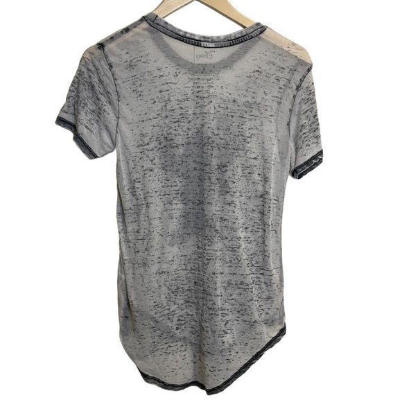 Disney Stitch Graphic High Low Short Sleeve Tee - Lilo & Stitch - Picture 3 of 3